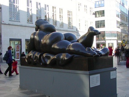 Fernando Botero Donna fuma