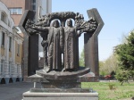 Новосибирск _ Памятник Ивану Михайловичу Глинке возле Новосибирской Консерватории (фрагмент)