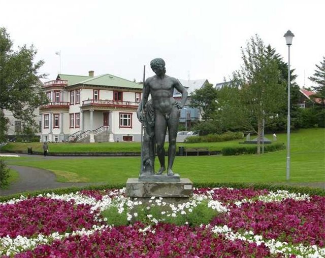 Рейкьявик _ "Адонис"