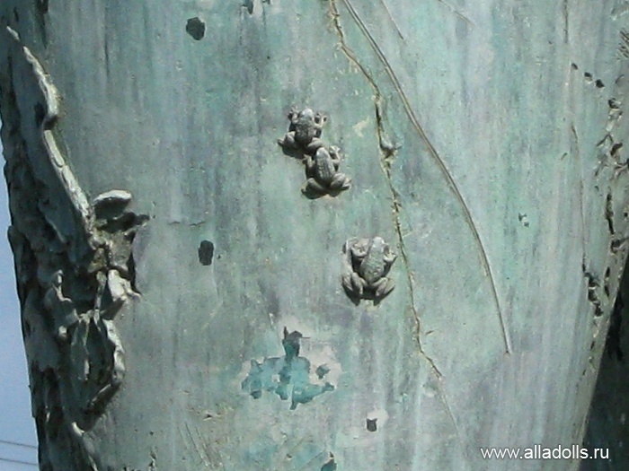 Фонтан "Дмитровская лилия" _ Дмитров _ фрагмент