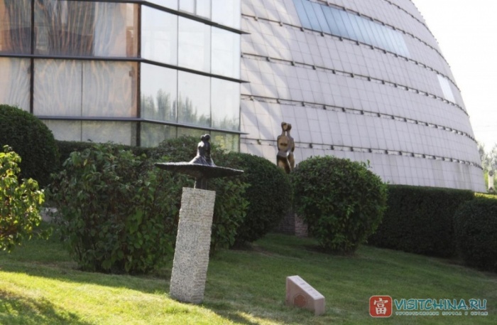 d5e8ff38fd51796567e7e3eda5b09c3b_JPG-thumb_galleryBig