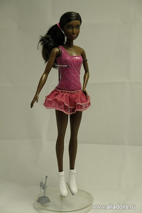 Барби фигуристка из серии "Кем быть?"