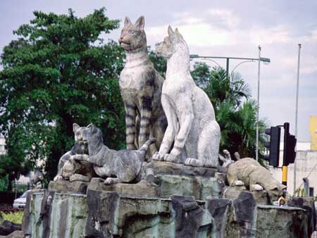 Памятник кошкам, Малайзия