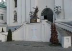 Вход в Фарный Костел  (Костёл Св. Франциска Ксаверия)