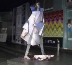 Киев, Украина _ рекламная скульптура. Дама с собачкой