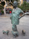 Лас-Пальмас, Испания _Скульптура. Lolita Pluma с кошками