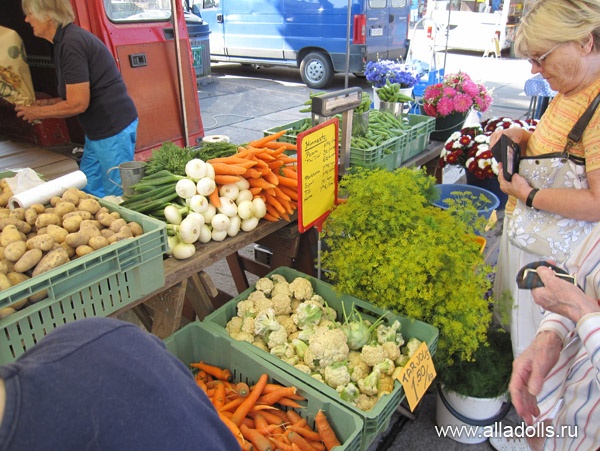 Ярмарка на площади