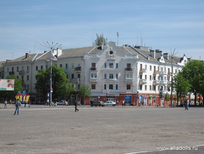 Одно из зданий возле Красной площади