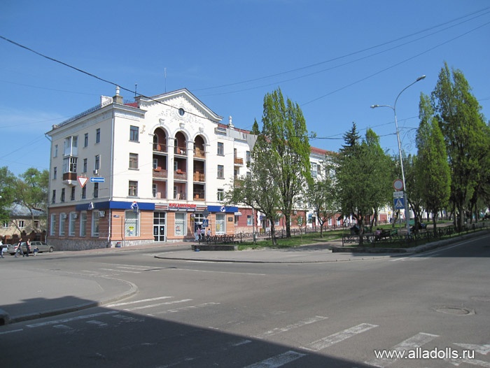 На пересечении ул. Коцюбинского с пр. Мира