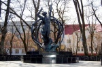 Памятник жертвам Чернобыля на аллее героев