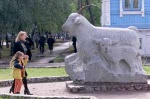 Урюпинск. Памятник козе
