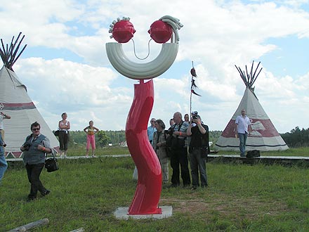 Россия, Калужская область _ «Этномир»_ Памятник макаронам